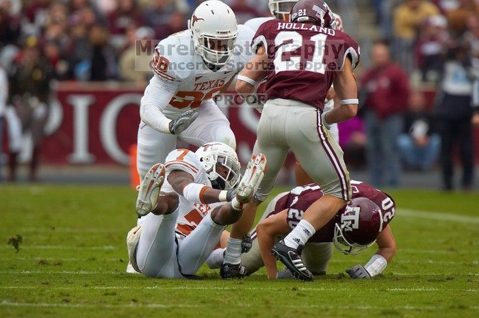 The University of Texas, Austin played Texas A&M in football at Kyle Field, College Station, on November 23, 2007.  UT lost to the Aggies, 30 to 38.

Filename: SRM_20071123_1639120.jpg
Aperture: f/5.6
Shutter Speed: 1/1000
Body: Canon EOS-1D Mark II
Lens: Canon EF 300mm f/2.8 L IS