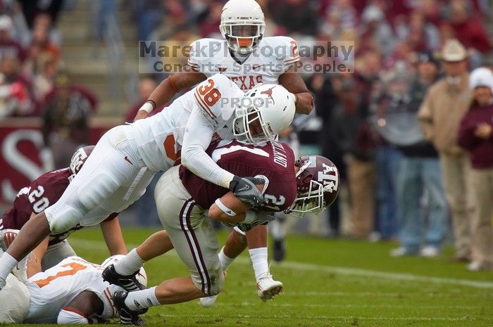 The University of Texas, Austin played Texas A&M in football at Kyle Field, College Station, on November 23, 2007.  UT lost to the Aggies, 30 to 38.

Filename: SRM_20071123_1639185.jpg
Aperture: f/5.6
Shutter Speed: 1/1000
Body: Canon EOS-1D Mark II
Lens: Canon EF 300mm f/2.8 L IS