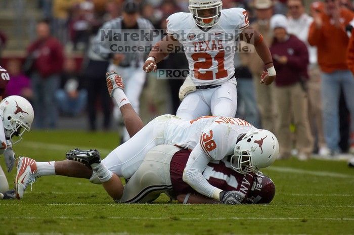 The University of Texas, Austin played Texas A&M in football at Kyle Field, College Station, on November 23, 2007.  UT lost to the Aggies, 30 to 38.

Filename: SRM_20071123_1639228.jpg
Aperture: f/5.6
Shutter Speed: 1/1250
Body: Canon EOS-1D Mark II
Lens: Canon EF 300mm f/2.8 L IS