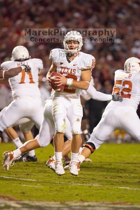 The University of Texas, Austin played Texas A&M in football at Kyle Field, College Station, on November 23, 2007.  UT lost to the Aggies, 30 to 38.

Filename: SRM_20071123_1833482.jpg
Aperture: f/2.8
Shutter Speed: 1/500
Body: Canon EOS-1D Mark II
Lens: Canon EF 300mm f/2.8 L IS