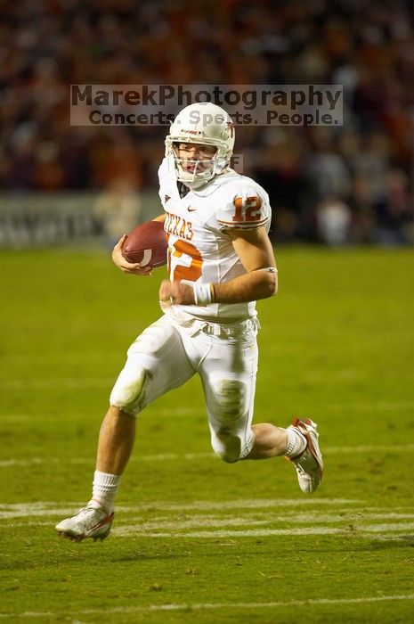 The University of Texas, Austin played Texas A&M in football at Kyle Field, College Station, on November 23, 2007.  UT lost to the Aggies, 30 to 38.

Filename: SRM_20071123_1854122.jpg
Aperture: f/2.8
Shutter Speed: 1/500
Body: Canon EOS-1D Mark II
Lens: Canon EF 300mm f/2.8 L IS