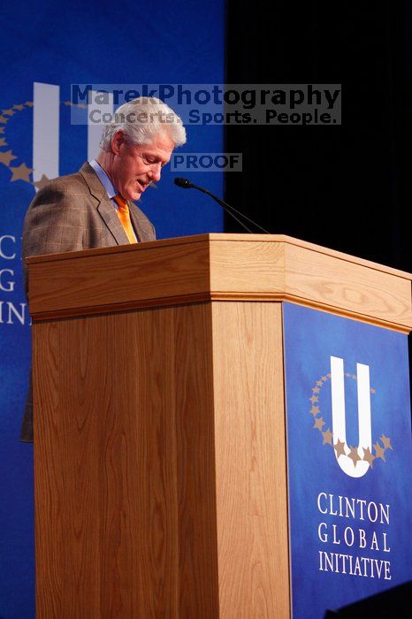 Former President Bill Clinton speaking at the CGIU meeting.  Day one of the 2nd Annual Clinton Global Initiative University (CGIU) meeting was held at The University of Texas at Austin, Friday, February 13, 2009.

Filename: SRM_20090213_16150201.jpg
Aperture: f/4.0
Shutter Speed: 1/80
Body: Canon EOS-1D Mark II
Lens: Canon EF 80-200mm f/2.8 L