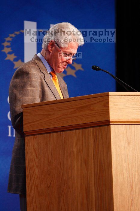 Former President Bill Clinton speaking at the CGIU meeting.  Day one of the 2nd Annual Clinton Global Initiative University (CGIU) meeting was held at The University of Texas at Austin, Friday, February 13, 2009.

Filename: SRM_20090213_16150805.jpg
Aperture: f/4.0
Shutter Speed: 1/60
Body: Canon EOS-1D Mark II
Lens: Canon EF 80-200mm f/2.8 L