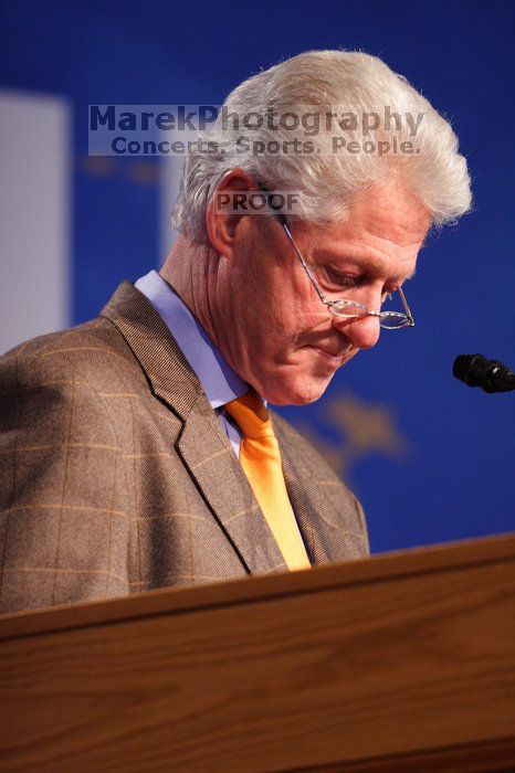 Former President Bill Clinton speaking at the CGIU meeting.  Day one of the 2nd Annual Clinton Global Initiative University (CGIU) meeting was held at The University of Texas at Austin, Friday, February 13, 2009.

Filename: SRM_20090213_16154420.jpg
Aperture: f/2.8
Shutter Speed: 1/125
Body: Canon EOS 20D
Lens: Canon EF 300mm f/2.8 L IS