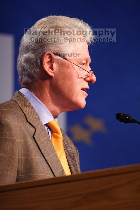 Former President Bill Clinton speaking at the CGIU meeting.  Day one of the 2nd Annual Clinton Global Initiative University (CGIU) meeting was held at The University of Texas at Austin, Friday, February 13, 2009.

Filename: SRM_20090213_16172629.jpg
Aperture: f/2.8
Shutter Speed: 1/160
Body: Canon EOS 20D
Lens: Canon EF 300mm f/2.8 L IS