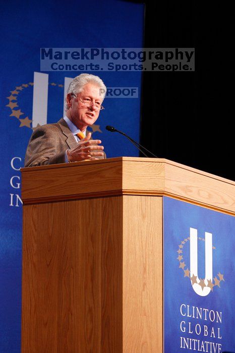 Former President Bill Clinton speaking at the CGIU meeting.  Day one of the 2nd Annual Clinton Global Initiative University (CGIU) meeting was held at The University of Texas at Austin, Friday, February 13, 2009.

Filename: SRM_20090213_16191325.jpg
Aperture: f/4.0
Shutter Speed: 1/80
Body: Canon EOS-1D Mark II
Lens: Canon EF 80-200mm f/2.8 L