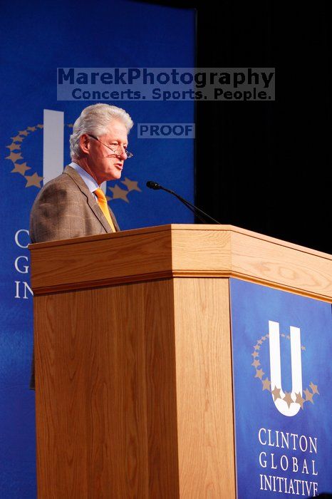 Former President Bill Clinton speaking at the CGIU meeting.  Day one of the 2nd Annual Clinton Global Initiative University (CGIU) meeting was held at The University of Texas at Austin, Friday, February 13, 2009.

Filename: SRM_20090213_16192833.jpg
Aperture: f/4.0
Shutter Speed: 1/60
Body: Canon EOS-1D Mark II
Lens: Canon EF 80-200mm f/2.8 L