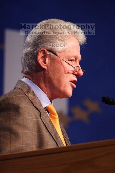 Former President Bill Clinton speaking at the CGIU meeting.  Day one of the 2nd Annual Clinton Global Initiative University (CGIU) meeting was held at The University of Texas at Austin, Friday, February 13, 2009.

Filename: SRM_20090213_16203559.jpg
Aperture: f/2.8
Shutter Speed: 1/250
Body: Canon EOS 20D
Lens: Canon EF 300mm f/2.8 L IS