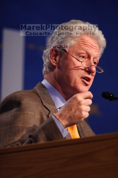 Former President Bill Clinton speaking at the CGIU meeting.  Day one of the 2nd Annual Clinton Global Initiative University (CGIU) meeting was held at The University of Texas at Austin, Friday, February 13, 2009.

Filename: SRM_20090213_16221567.jpg
Aperture: f/2.8
Shutter Speed: 1/320
Body: Canon EOS 20D
Lens: Canon EF 300mm f/2.8 L IS