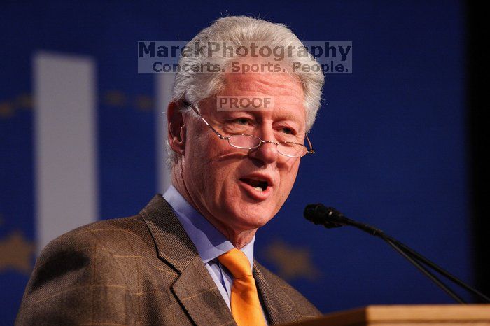 Former President Bill Clinton speaking at the CGIU meeting.  Day one of the 2nd Annual Clinton Global Initiative University (CGIU) meeting was held at The University of Texas at Austin, Friday, February 13, 2009.

Filename: SRM_20090213_16243480.jpg
Aperture: f/2.8
Shutter Speed: 1/320
Body: Canon EOS 20D
Lens: Canon EF 300mm f/2.8 L IS