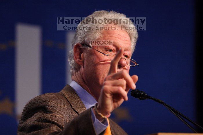 Former President Bill Clinton speaking at the CGIU meeting.  Day one of the 2nd Annual Clinton Global Initiative University (CGIU) meeting was held at The University of Texas at Austin, Friday, February 13, 2009.

Filename: SRM_20090213_16250594.jpg
Aperture: f/2.8
Shutter Speed: 1/320
Body: Canon EOS 20D
Lens: Canon EF 300mm f/2.8 L IS