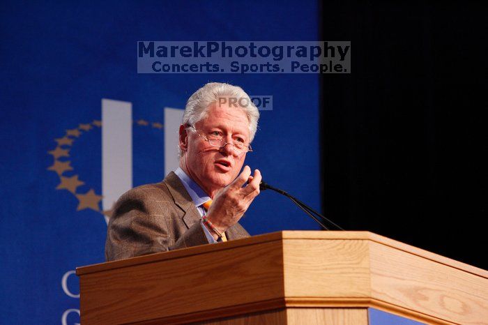 Former President Bill Clinton speaking at the CGIU meeting.  Day one of the 2nd Annual Clinton Global Initiative University (CGIU) meeting was held at The University of Texas at Austin, Friday, February 13, 2009.

Filename: SRM_20090213_16251384.jpg
Aperture: f/4.0
Shutter Speed: 1/100
Body: Canon EOS-1D Mark II
Lens: Canon EF 80-200mm f/2.8 L