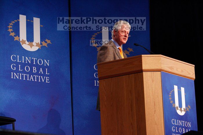 Former President Bill Clinton speaking at the CGIU meeting.  Day one of the 2nd Annual Clinton Global Initiative University (CGIU) meeting was held at The University of Texas at Austin, Friday, February 13, 2009.

Filename: SRM_20090213_16252888.jpg
Aperture: f/4.0
Shutter Speed: 1/125
Body: Canon EOS-1D Mark II
Lens: Canon EF 80-200mm f/2.8 L