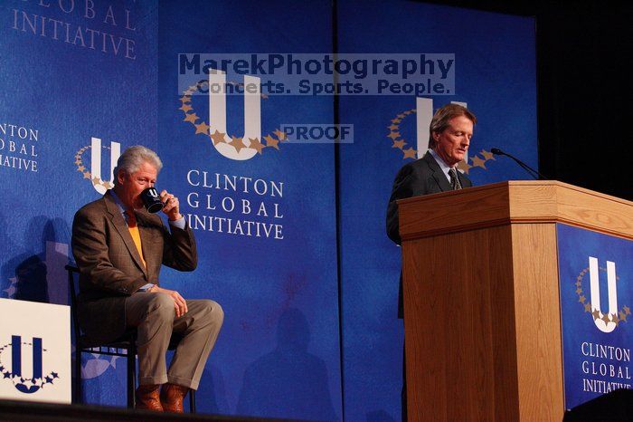 UT President William Powers Jr. speaks at the opening of the first plenary session of CGIU with Former President Bill Clinton listening.  Day one of the 2nd Annual Clinton Global Initiative University (CGIU) meeting was held at The University of Texas at Austin, Friday, February 13, 2009.

Filename: SRM_20090213_16295565.jpg
Aperture: f/4.0
Shutter Speed: 1/250
Body: Canon EOS-1D Mark II
Lens: Canon EF 80-200mm f/2.8 L