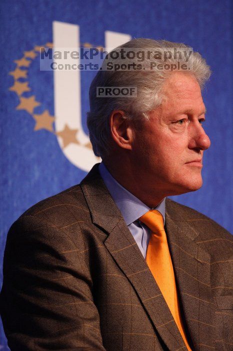 Former President Bill Clinton listens to UT President William Powers Jr. speak at the opening plenary session of the CGIU meeting.  Day one of the 2nd Annual Clinton Global Initiative University (CGIU) meeting was held at The University of Texas at Austin, Friday, February 13, 2009.

Filename: SRM_20090213_16330251.jpg
Aperture: f/2.8
Shutter Speed: 1/320
Body: Canon EOS 20D
Lens: Canon EF 300mm f/2.8 L IS