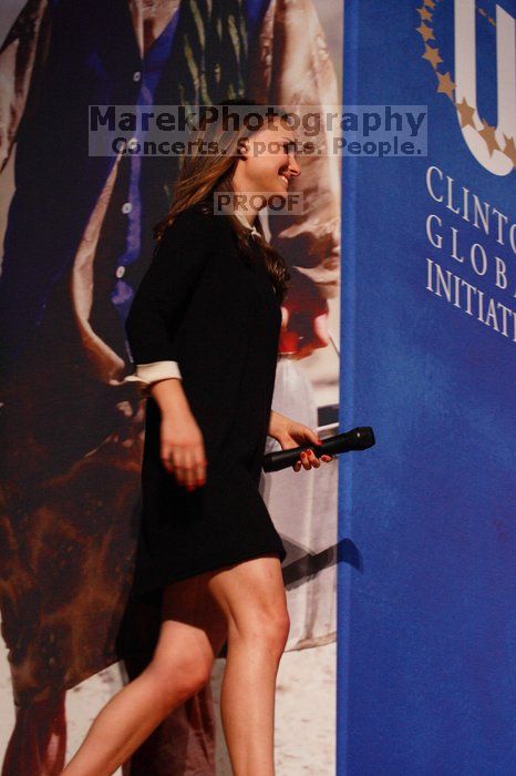 Natalie Portman spoke about micro-loans, especially for women to start their own businesses, in poor and developing countries, at the opening plenary session of the CGIU meeting.  Day one of the 2nd Annual Clinton Global Initiative University (CGIU) meeting was held at The University of Texas at Austin, Friday, February 13, 2009.

Filename: SRM_20090213_16530299.jpg
Aperture: f/4.0
Shutter Speed: 1/160
Body: Canon EOS-1D Mark II
Lens: Canon EF 80-200mm f/2.8 L