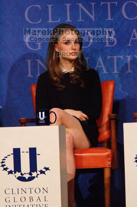 Natalie Portman spoke about micro-loans, especially for women to start their own businesses, in poor and developing countries, at the opening plenary session of the CGIU meeting.  Day one of the 2nd Annual Clinton Global Initiative University (CGIU) meeting was held at The University of Texas at Austin, Friday, February 13, 2009.

Filename: SRM_20090213_17173620.jpg
Aperture: f/5.6
Shutter Speed: 1/250
Body: Canon EOS-1D Mark II
Lens: Canon EF 300mm f/2.8 L IS