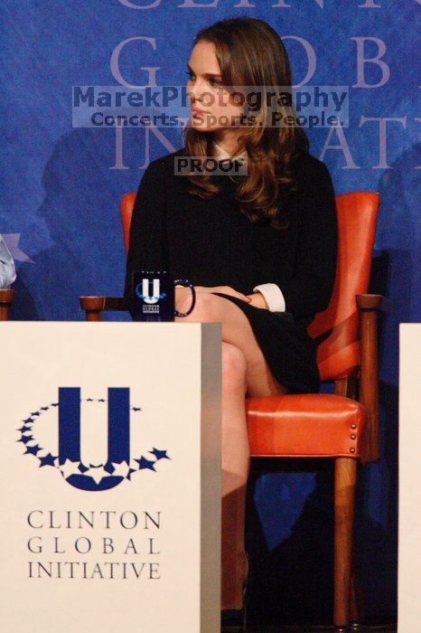 Natalie Portman spoke about micro-loans, especially for women to start their own businesses, in poor and developing countries, at the opening plenary session of the CGIU meeting.  Day one of the 2nd Annual Clinton Global Initiative University (CGIU) meeting was held at The University of Texas at Austin, Friday, February 13, 2009.

Filename: SRM_20090213_17194753.jpg
Aperture: f/5.6
Shutter Speed: 1/250
Body: Canon EOS-1D Mark II
Lens: Canon EF 300mm f/2.8 L IS