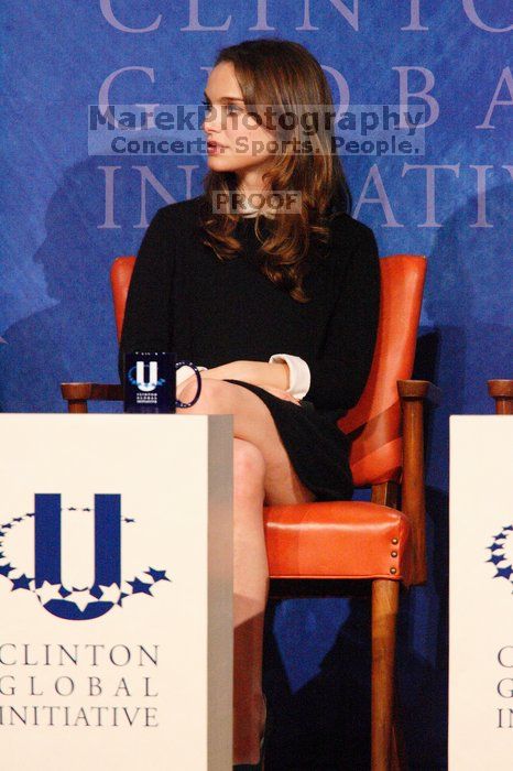 Natalie Portman spoke about micro-loans, especially for women to start their own businesses, in poor and developing countries, at the opening plenary session of the CGIU meeting.  Day one of the 2nd Annual Clinton Global Initiative University (CGIU) meeting was held at The University of Texas at Austin, Friday, February 13, 2009.

Filename: SRM_20090213_17220973.jpg
Aperture: f/5.6
Shutter Speed: 1/200
Body: Canon EOS-1D Mark II
Lens: Canon EF 300mm f/2.8 L IS