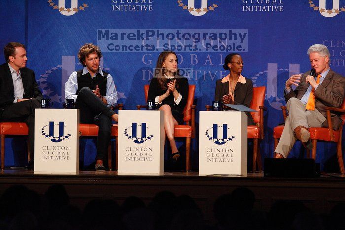 Paul Bell (1-L), president of Dell Global Public, Blake Mycoskie (2-L), founder of TOMS shoes, Natalie Portman (C), Mambidzeni Madzivire (2-R), BME graduate student at Mayo Graduate School, and Former President Bill Clinton (1-R) at the first plenary session of the CGIU meeting.  Day one of the 2nd Annual Clinton Global Initiative University (CGIU) meeting was held at The University of Texas at Austin, Friday, February 13, 2009.

Filename: SRM_20090213_17250115.jpg
Aperture: f/4.0
Shutter Speed: 1/400
Body: Canon EOS-1D Mark II
Lens: Canon EF 300mm f/2.8 L IS