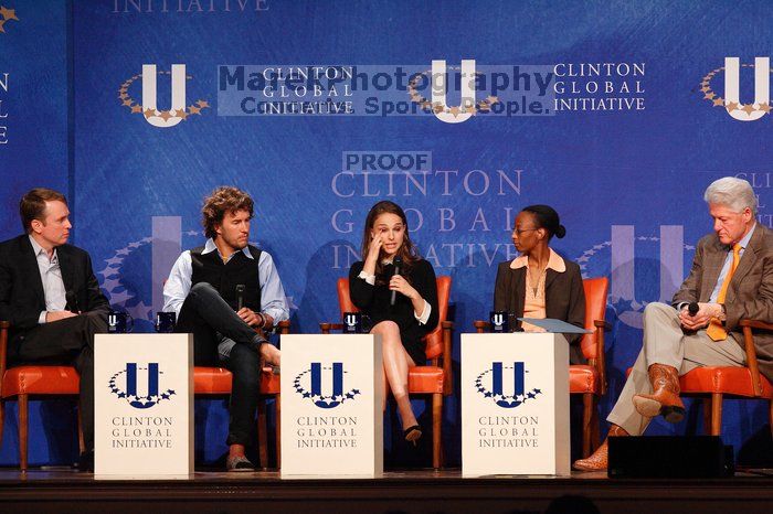 Paul Bell (1-L), president of Dell Global Public, Blake Mycoskie (2-L), founder of TOMS shoes, Natalie Portman (C), Mambidzeni Madzivire (2-R), BME graduate student at Mayo Graduate School, and Former President Bill Clinton (1-R) at the first plenary session of the CGIU meeting.  Day one of the 2nd Annual Clinton Global Initiative University (CGIU) meeting was held at The University of Texas at Austin, Friday, February 13, 2009.

Filename: SRM_20090213_17295268.jpg
Aperture: f/5.0
Shutter Speed: 1/200
Body: Canon EOS-1D Mark II
Lens: Canon EF 300mm f/2.8 L IS