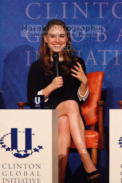 Natalie Portman spoke about micro-loans, especially for women to start their own businesses, in poor and developing countries, at the opening plenary session of the CGIU meeting.  Day one of the 2nd Annual Clinton Global Initiative University (CGIU) meeting was held at The University of Texas at Austin, Friday, February 13, 2009.

Filename: SRM_20090213_17310684.jpg
Aperture: f/5.6
Shutter Speed: 1/250
Body: Canon EOS-1D Mark II
Lens: Canon EF 300mm f/2.8 L IS