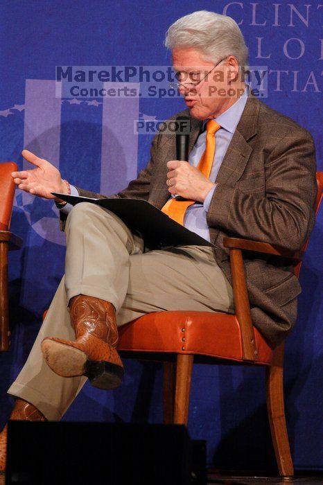 Former President Bill Clinton moderated the discussion between Natalie Portman, Mambidzeni Madzivire, BME graduate student at Mayo Graduate School, Blake Mycoskie, founder of TOMS shoes, and Paul Bell, president of Dell Global Public, during the first plenary session at the CGIU meeting.  Day one of the 2nd Annual Clinton Global Initiative University (CGIU) meeting was held at The University of Texas at Austin, Friday, February 13, 2009.

Filename: SRM_20090213_17334891.jpg
Aperture: f/5.6
Shutter Speed: 1/250
Body: Canon EOS 20D
Lens: Canon EF 300mm f/2.8 L IS