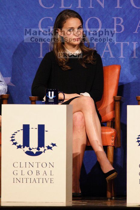 Natalie Portman spoke about micro-loans, especially for women to start their own businesses, in poor and developing countries, at the opening plenary session of the CGIU meeting.  Day one of the 2nd Annual Clinton Global Initiative University (CGIU) meeting was held at The University of Texas at Austin, Friday, February 13, 2009.

Filename: SRM_20090213_17363922.jpg
Aperture: f/5.6
Shutter Speed: 1/200
Body: Canon EOS 20D
Lens: Canon EF 300mm f/2.8 L IS