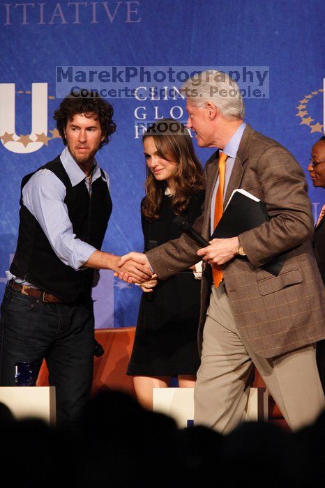 Blake Mycoskie (L), founder of TOMS shoes, Natalie Portman (C), and Former President Bill Clinton (R) at the first plenary session of the CGIU meeting.  Day one of the 2nd Annual Clinton Global Initiative University (CGIU) meeting was held at The University of Texas at Austin, Friday, February 13, 2009.

Filename: SRM_20090213_17441384.jpg
Aperture: f/4.0
Shutter Speed: 1/160
Body: Canon EOS 20D
Lens: Canon EF 300mm f/2.8 L IS