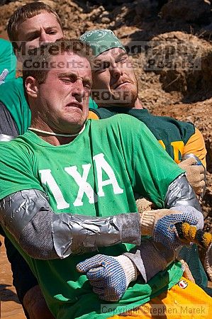 Lambda Chi Alpha tug.

Filename: crw_8971_std.jpg
Aperture: f/10.0
Shutter Speed: 1/250
Body: Canon EOS DIGITAL REBEL
Lens: Canon EF 80-200mm f/2.8 L