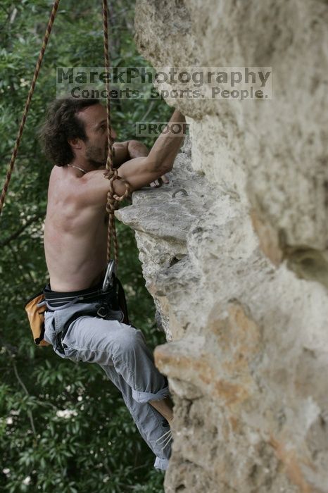 Jason Shear competing.  CTM hosted a speed climbing event at Seismic Wall on Diving for Rocks to benefit the Austin Area Food Bank, Saturday, May 9, 2009.

Filename: SRM_20090509_11214898.jpg
Aperture: f/5.6
Shutter Speed: 1/400
Body: Canon EOS-1D Mark II
Lens: Canon EF 80-200mm f/2.8 L