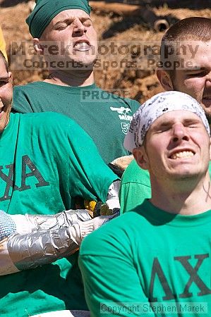 Lambda Chi Alpha tug.

Filename: crw_8982_std.jpg
Aperture: f/8.0
Shutter Speed: 1/250
Body: Canon EOS DIGITAL REBEL
Lens: Canon EF 80-200mm f/2.8 L