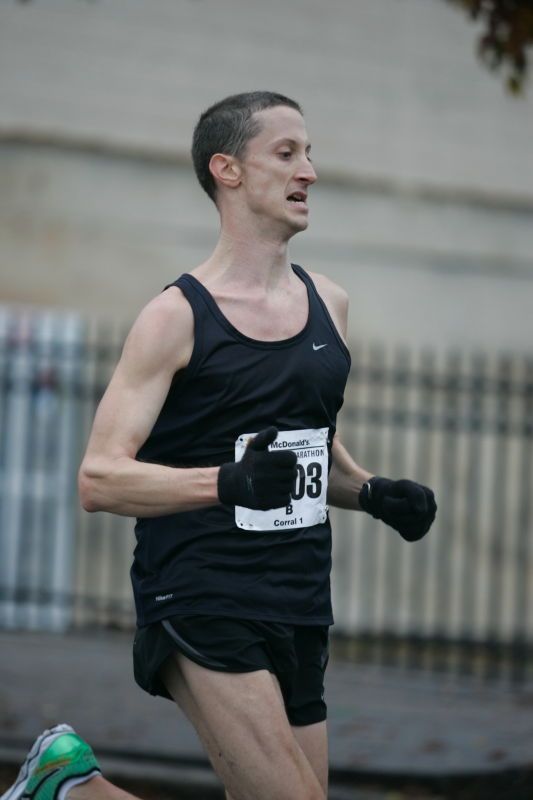 Richmond SunTrust Marathon and McDonald's Half Marathon, on Saturday, November 14, 2009.

Filename: SRM_20091114_08432198.JPG
Aperture: f/2.8
Shutter Speed: 1/800
Body: Canon EOS-1D Mark II
Lens: Canon EF 80-200mm f/2.8 L