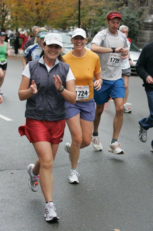 Katie Lannon, Kelly Saalwachter, and John Saalwachter running the Richmond SunTrust Marathon and McDonald's Half Marathon, on Saturday, November 14, 2009.

Filename: SRM_20091114_10325339.JPG
Aperture: f/4.0
Shutter Speed: 1/400
Body: Canon EOS-1D Mark II
Lens: Canon EF 80-200mm f/2.8 L