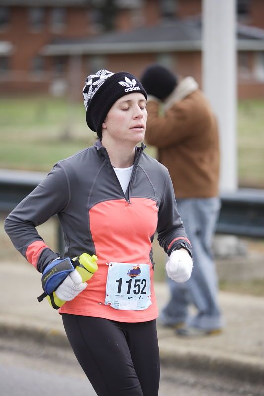 Beth Marek running the Rocket City Marathon on Saturday, December 12, 2009 in Huntsville.

Filename: SRM_20091212_12532158.JPG
Aperture: f/2.8
Shutter Speed: 1/800
Body: Canon EOS-1D Mark II
Lens: Canon EF 80-200mm f/2.8 L