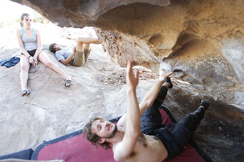 Andrew Dreher rock climbing in Hueco Tanks State Park and Historic Site during the Hueco Tanks Awesome Fest 2010 trip, Sunday, May 23, 2010.

Filename: SRM_20100523_19132282.JPG
Aperture: f/4.0
Shutter Speed: 1/80
Body: Canon EOS-1D Mark II
Lens: Canon EF 16-35mm f/2.8 L