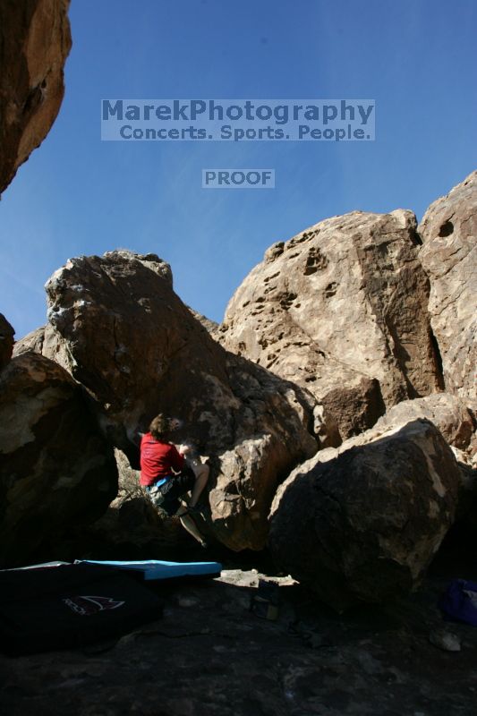 Bouldering during the Hueco Tanks Awesome Fest 14.2.

Filename: srm_20140223_11275074.jpg
Aperture: f/5.6
Shutter Speed: 1/1000
Body: Canon EOS-1D Mark II
Lens: Canon EF 16-35mm f/2.8 L