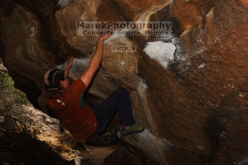 Bouldering in Hueco Tanks on %m/%d/%Y

Filename: SRM_20160219_1632480.jpg
Aperture: f/7.1
Shutter Speed: 1/250
Body: Canon EOS 20D
Lens: Canon EF 16-35mm f/2.8 L