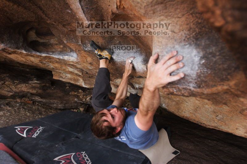 Bouldering in Hueco Tanks on %m/%d/%Y

Filename: SRM_20160219_1813521.jpg
Aperture: f/2.8
Shutter Speed: 1/250
Body: Canon EOS 20D
Lens: Canon EF 16-35mm f/2.8 L