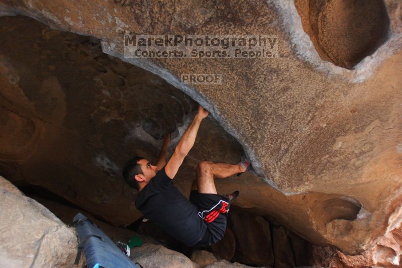 Bouldering in Hueco Tanks on 02/20/2016

Filename: SRM_20160220_1853360.JPG
Aperture: f/2.8
Shutter Speed: 1/250
Body: Canon EOS 20D
Lens: Canon EF 16-35mm f/2.8 L