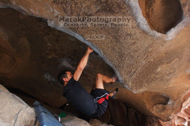 Bouldering in Hueco Tanks on 02/20/2016

Filename: SRM_20160220_1853361.JPG
Aperture: f/2.8
Shutter Speed: 1/250
Body: Canon EOS 20D
Lens: Canon EF 16-35mm f/2.8 L