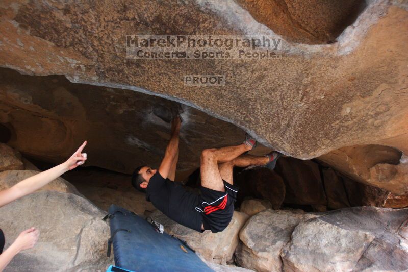 Bouldering in Hueco Tanks on 02/20/2016

Filename: SRM_20160220_1854070.JPG
Aperture: f/2.8
Shutter Speed: 1/250
Body: Canon EOS 20D
Lens: Canon EF 16-35mm f/2.8 L