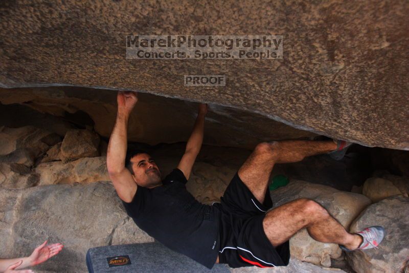 Bouldering in Hueco Tanks on 02/20/2016

Filename: SRM_20160220_1859251.JPG
Aperture: f/2.8
Shutter Speed: 1/250
Body: Canon EOS 20D
Lens: Canon EF 16-35mm f/2.8 L