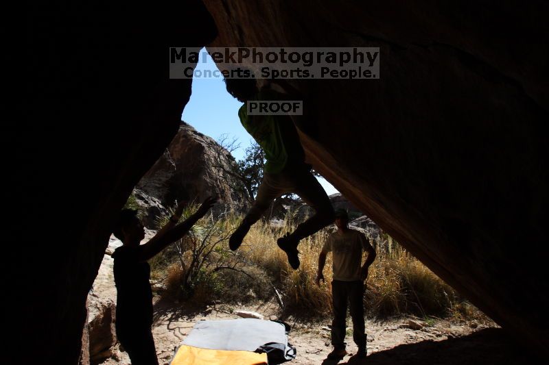 Bouldering in Hueco Tanks on 02/27/2016 with Blue Lizard Climbing and Yoga

Filename: SRM_20160227_1335550.JPG
Aperture: f/8.0
Shutter Speed: 1/250
Body: Canon EOS 20D
Lens: Canon EF 16-35mm f/2.8 L