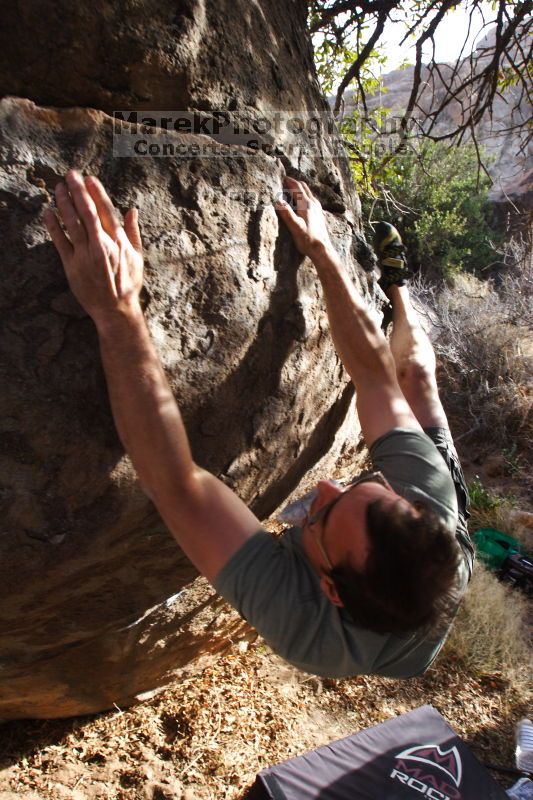 Bouldering in Hueco Tanks on 03/12/2016 with Blue Lizard Climbing and Yoga

Filename: SRM_20160312_1648001.jpg
Aperture: f/5.6
Shutter Speed: 1/80
Body: Canon EOS 20D
Lens: Canon EF 16-35mm f/2.8 L