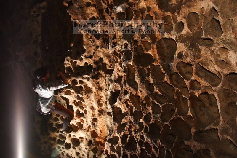 Bouldering in Hueco Tanks on 03/19/2016 with Blue Lizard Climbing and Yoga

Filename: SRM_20160319_1610150.jpg
Aperture: f/5.6
Shutter Speed: 1/250
Body: Canon EOS 20D
Lens: Canon EF 16-35mm f/2.8 L