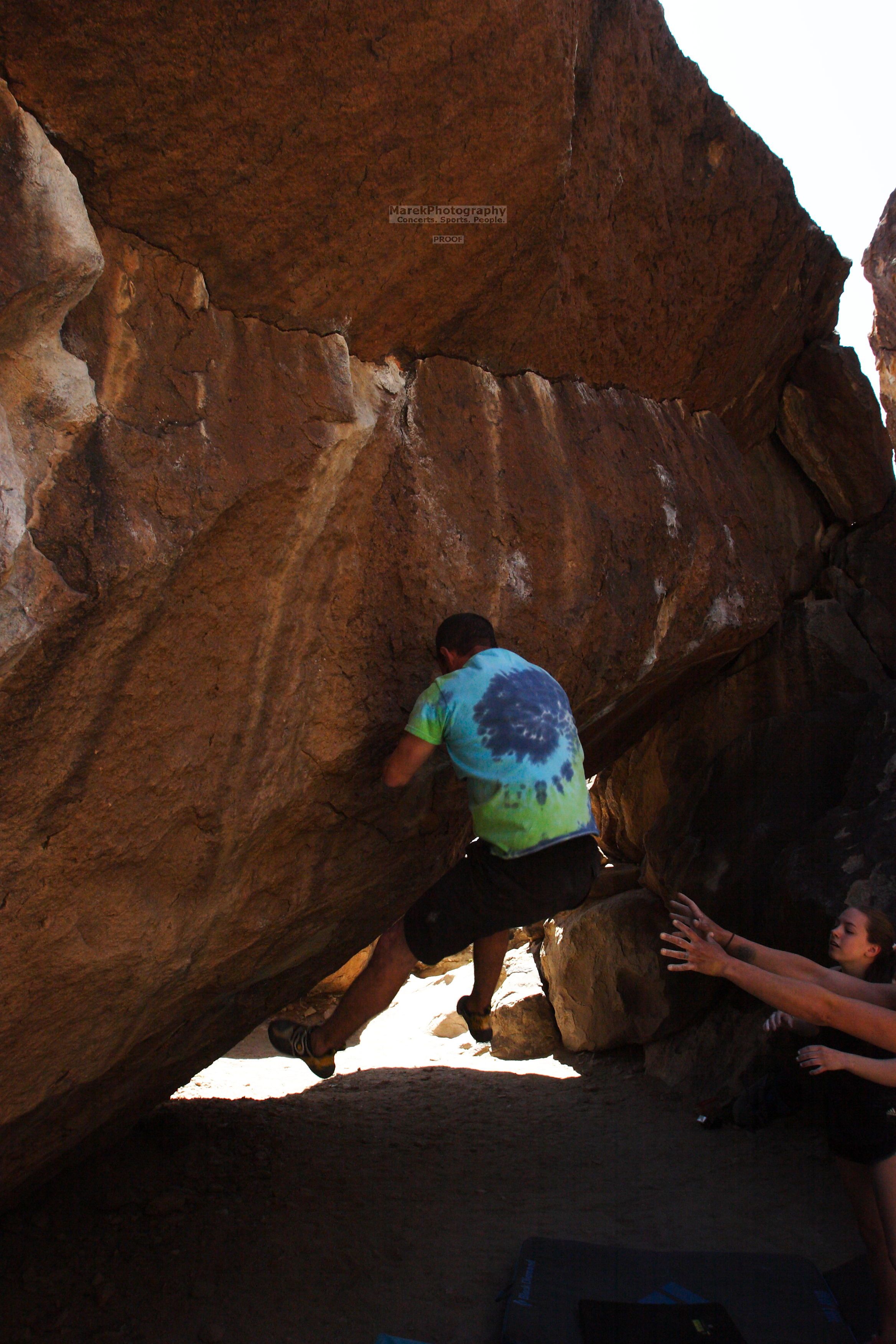 Bouldering in Hueco Tanks on 03/26/2016 with Blue Lizard Climbing and Yoga

Filename: SRM_20160326_1317330.jpg
Aperture: f/8.0
Shutter Speed: 1/250
Body: Canon EOS 20D
Lens: Canon EF 16-35mm f/2.8 L