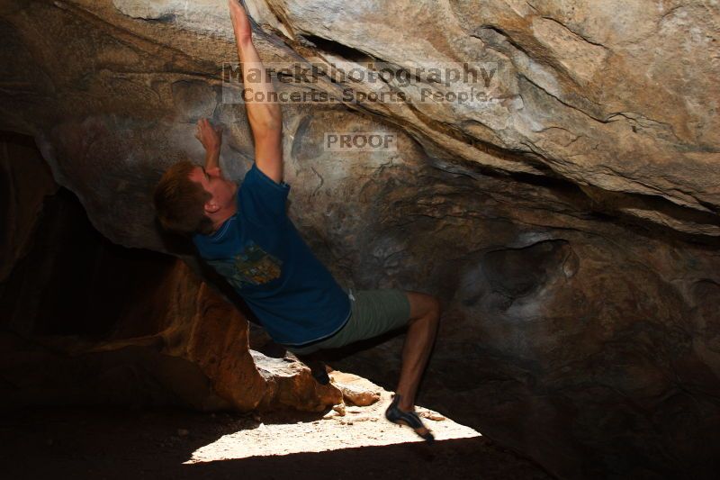 Bouldering in Hueco Tanks on 04/10/2016 with Blue Lizard Climbing and Yoga

Filename: SRM_20160410_1208011.jpg
Aperture: f/6.3
Shutter Speed: 1/250
Body: Canon EOS 20D
Lens: Canon EF 16-35mm f/2.8 L