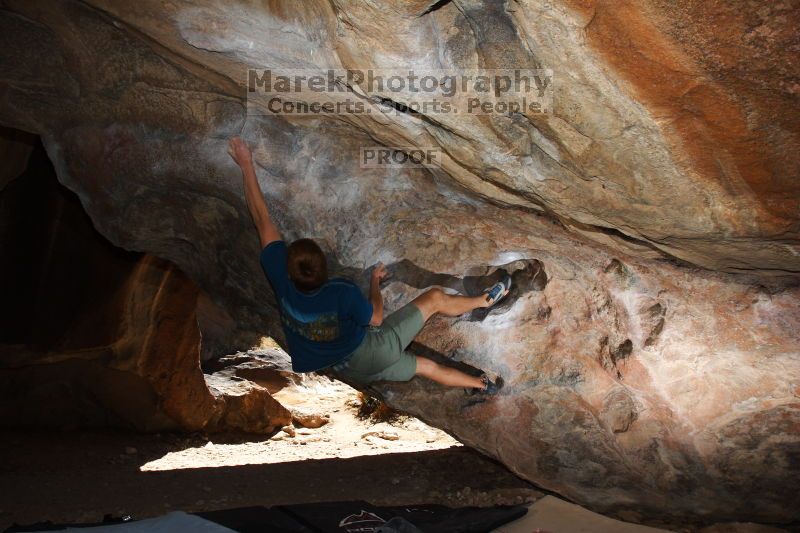 Bouldering in Hueco Tanks on 04/10/2016 with Blue Lizard Climbing and Yoga

Filename: SRM_20160410_1222220.jpg
Aperture: f/6.3
Shutter Speed: 1/250
Body: Canon EOS 20D
Lens: Canon EF 16-35mm f/2.8 L