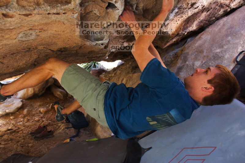 Bouldering in Hueco Tanks on 04/10/2016 with Blue Lizard Climbing and Yoga

Filename: SRM_20160410_1402430.jpg
Aperture: f/2.8
Shutter Speed: 1/250
Body: Canon EOS 20D
Lens: Canon EF 16-35mm f/2.8 L